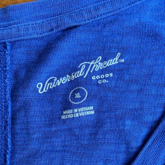 Size XL Universal Thread short sleeve, cobalt blue midi T-shirt dress - Picture 3 of 8